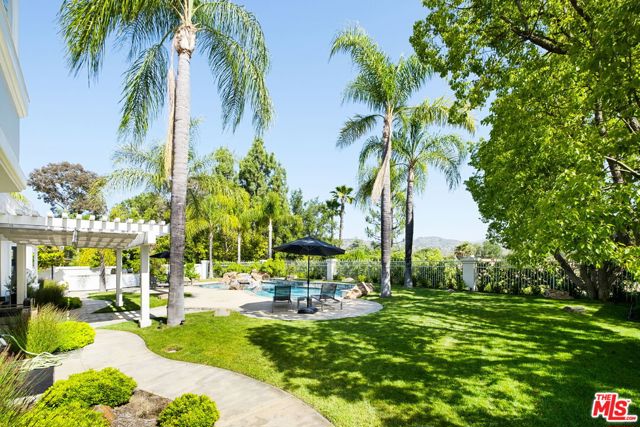 6 Bed Home for Sale in Calabasas, California