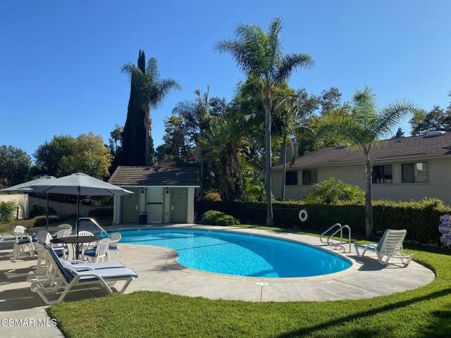 2619 Calle Hermosa, Thousand Oaks CA: https://media.crmls.org/mediaz/aa1d9f52-9cb0-4d82-b61b-112bbe3202bd.jpg
