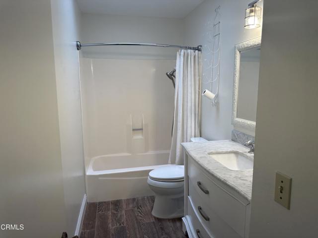 Detail Gallery Image 4 of 18 For 2251 Portola Ln, Westlake Village,  CA 91361 - 3 Beds | 2 Baths