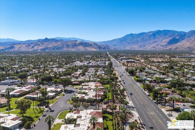 733 N Via Acapulco, Palm Springs CA: https://media.crmls.org/mediaz/aa1e47d0-c69a-493b-b43d-71061fb4017f.jpg