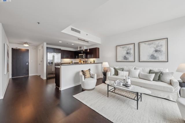 222 Broadway, Oakland CA: https://media.crmls.org/mediaz/aa1f1510-4d7e-42aa-95b8-57344e2a8fb5.jpg