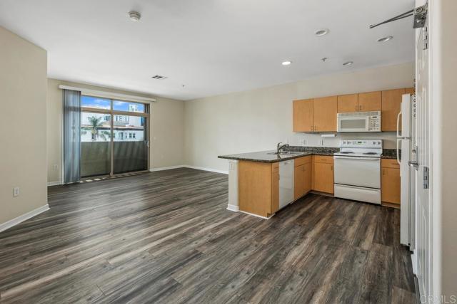 Detail Gallery Image 4 of 29 For 1501 Front St #516,  San Diego,  CA 92101 - 2 Beds | 2 Baths