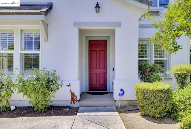 2743 Cathedral Cir, Brentwood CA: https://media.crmls.org/mediaz/aa1f6b18-20b6-4ec3-97aa-44f1d457fc57.jpg