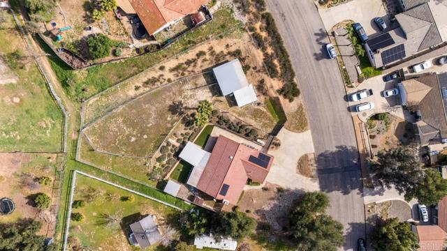 Detail Gallery Image 2 of 54 For 24820 Abalar Way, Ramona,  CA 92065 - 4 Beds | 2 Baths