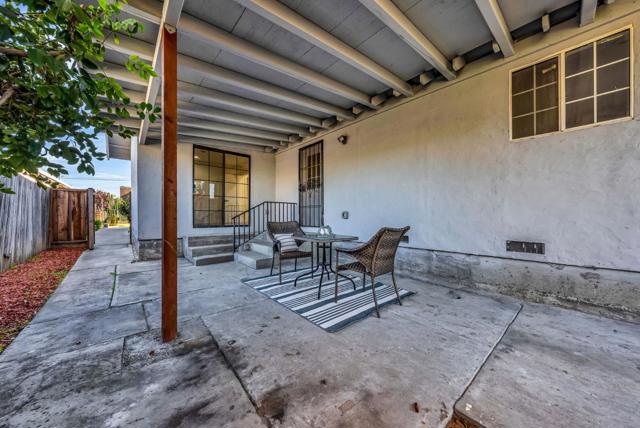 1539 E San Fernando Street, San Jose CA: https://media.crmls.org/mediaz/aa21f77d-dcef-4198-b8e0-e4685b0c7947.jpg