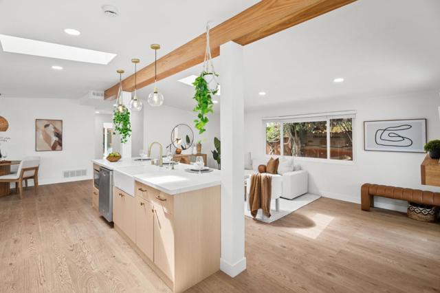 850 Las Palmas Drive, Santa Clara CA: https://media.crmls.org/mediaz/aa2210d0-ae04-4b3a-93ff-2c69756f59ce.jpg
