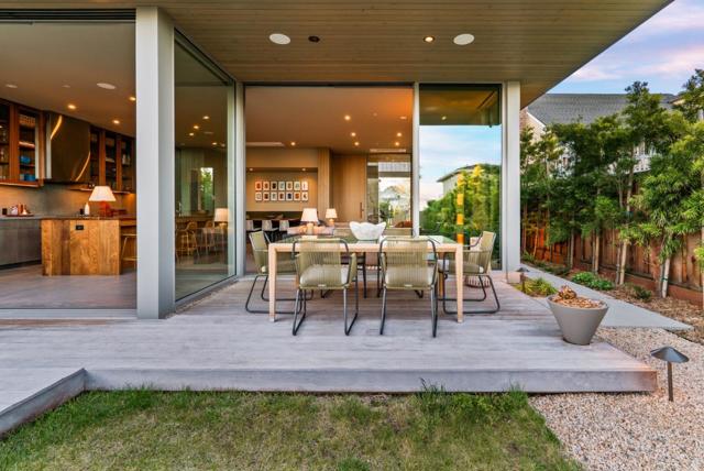 345 Oxford Way, Santa Cruz CA: https://media.crmls.org/mediaz/aa232220-1b21-40ac-82d5-a890de705418.jpg