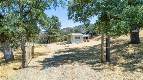 Detail Gallery Image 40 of 51 For 18444 Water Canyon Rd, Tehachapi,  CA 93561 - 3 Beds | 2/1 Baths