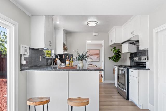 2790 Longford Drive, San Jose CA: https://media.crmls.org/mediaz/aa248eef-1e62-4ead-8032-f3902fbfa34c.jpg