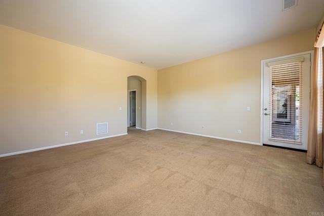 387 MELBOURNE GLN, Escondido CA: https://media.crmls.org/mediaz/aa25538a-d48c-406f-97ce-6b883a6a11ce.jpg
