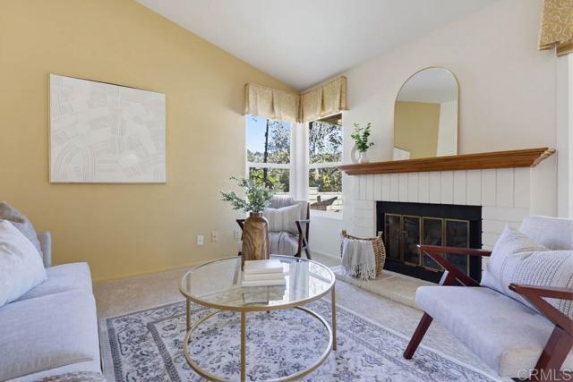Detail Gallery Image 6 of 31 For 4159 Serranos Court, Fallbrook,  CA 92028 - 2 Beds | 2 Baths