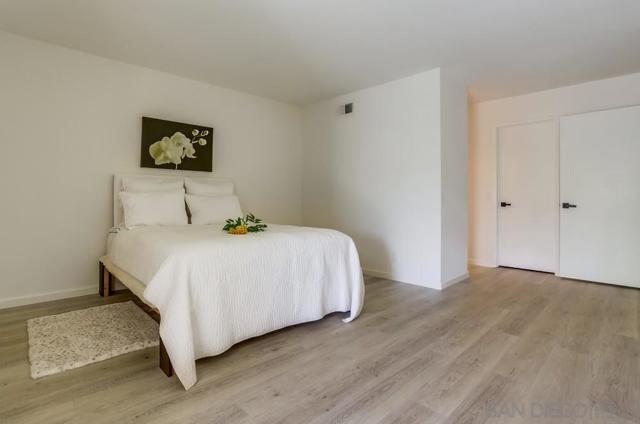 12894 Corte Arauco, San Diego CA: https://media.crmls.org/mediaz/aa28bf68-8f3b-4cec-9349-d8afb345b00d.jpg