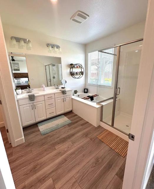 688 Sacramento Way, Hollister CA: https://media.crmls.org/mediaz/aa28c60f-79b9-44d3-8afa-b7e2480600cc.jpg