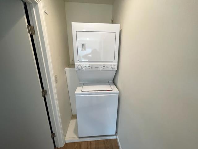 935 S Eldorado Street, San Mateo CA: https://media.crmls.org/mediaz/aa2c2893-6bba-4c68-8d53-4cf14dc0f150.jpg