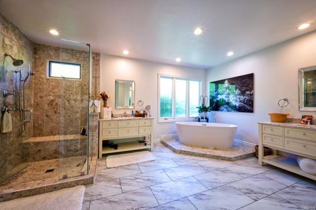 Detail Gallery Image 17 of 33 For 15522 Churchills Downs, Rancho Santa Fe,  CA 92067 - 3 Beds | 3/1 Baths