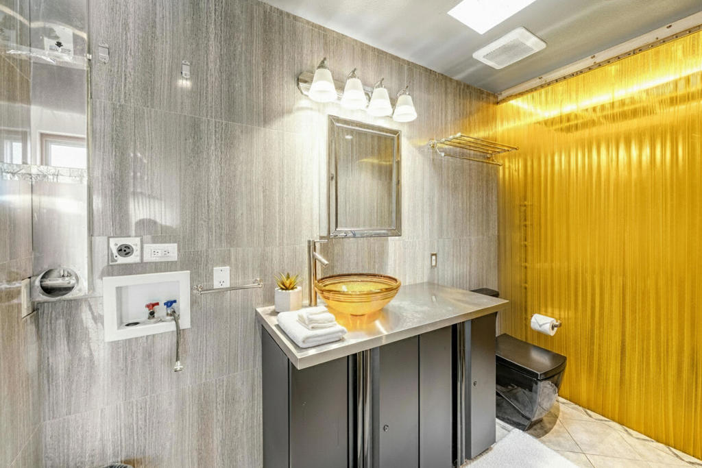 MLS #219138390PS image #8