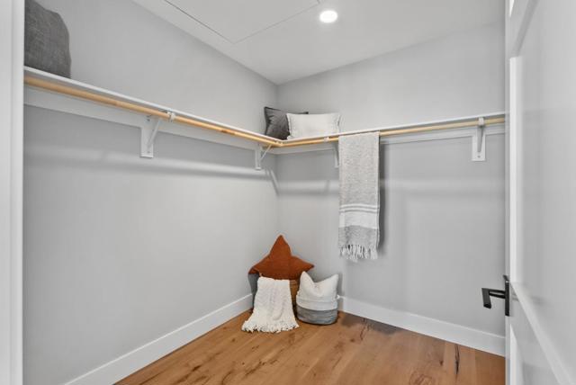 231 Hope Street, Mountain View CA: https://media.crmls.org/mediaz/aa2dc429-fa5b-48bc-8e6f-a77510358c69.jpg