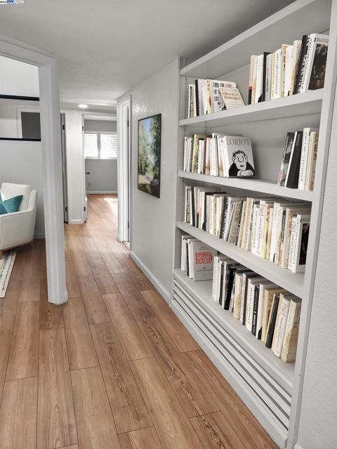 3107 Corona Dr, Davis CA: https://media.crmls.org/mediaz/aa2fb600-c024-4ed9-8ae7-06d7e2721d42.jpg