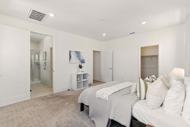 9608 Seawind Way, Newark CA: https://media.crmls.org/mediaz/aa31aeb6-8b51-4002-a096-587e619a4ae1.jpg