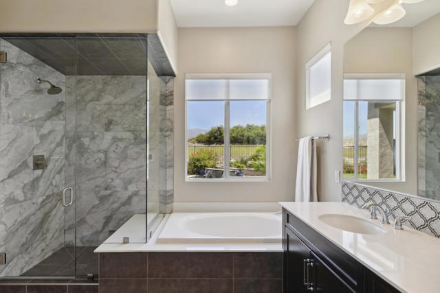 Image 18 of 63 For 84994 Bedero Court