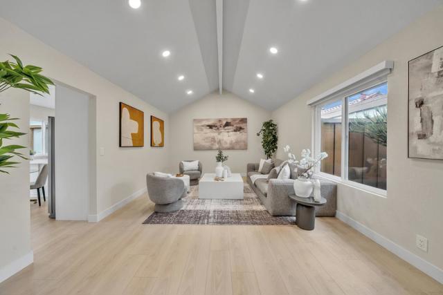 2931 Roma Court, Santa Clara CA: https://media.crmls.org/mediaz/aa334ba5-d9e0-4c71-a2b2-a49c8ab37b32.jpg