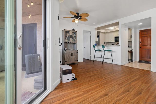 2914 Elm Tree Ct, Spring Valley CA: https://media.crmls.org/mediaz/aa3397cb-6b12-46df-b1e5-bbf3464994e4.jpg