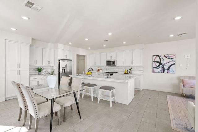 9476 Seawind Way, Newark CA: https://media.crmls.org/mediaz/aa34b05f-e51a-448a-ac29-f32bf7cd5c07.jpg