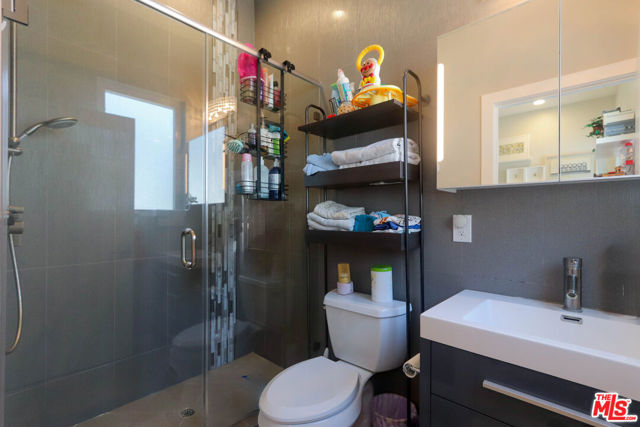 1670 Asbury Drive, Pasadena CA: https://media.crmls.org/mediaz/aa34f0b6-2fc3-4911-be17-cdcf18333e2a.jpg