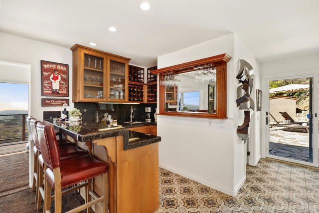 3698 Camino De Las Lomas, Vista CA: https://media.crmls.org/mediaz/aa3649af-1694-48ec-b2cd-57eca57c19e7.jpg
