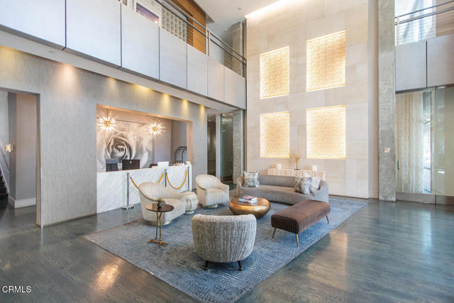 Detail Gallery Image 2 of 22 For 840 E Green St #220,  Pasadena,  CA 91101 - 2 Beds | 2 Baths