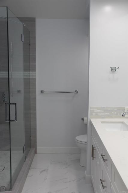 Image 15 of 31 For 922 Sealane Drive B