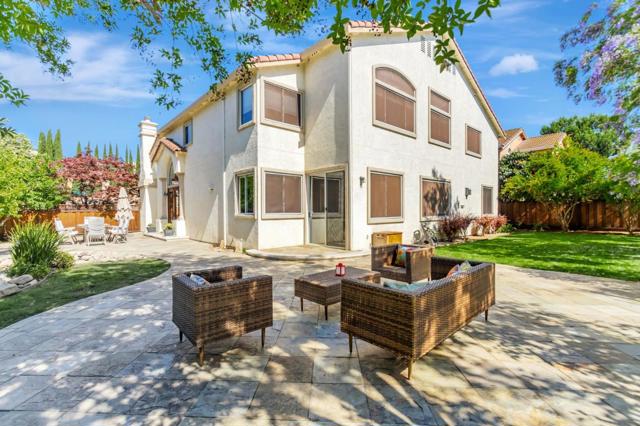 4793 Tuscany Circle, San Jose CA: https://media.crmls.org/mediaz/aa3aebca-55ff-456f-aca3-d49bb0c08347.jpg