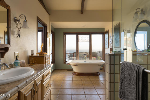Detail Gallery Image 16 of 47 For 44771 Crestwood Dr, Mendocino,  CA 95460 - 3 Beds | 2/1 Baths