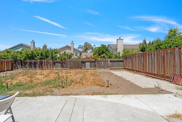 730 Marseille Drive, Hollister CA: https://media.crmls.org/mediaz/aa3be7af-3991-4fb5-bf3f-bd1fe3439e0d.jpg