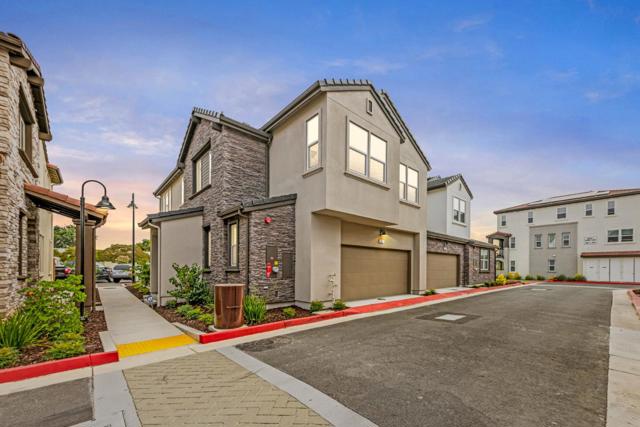 857 Fatima Ln, Morgan Hill CA: https://media.crmls.org/mediaz/aa3dd19a-efd7-4921-b20a-b3f5b2d2e799.jpg