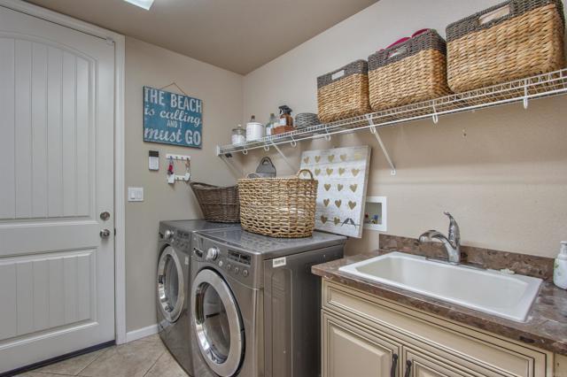 Detail Gallery Image 24 of 36 For 7146 Sitio Destino, Carlsbad,  CA 92009 - 4 Beds | 3 Baths