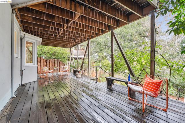 Image 34 of 39 For 534 Mira Vista Ave