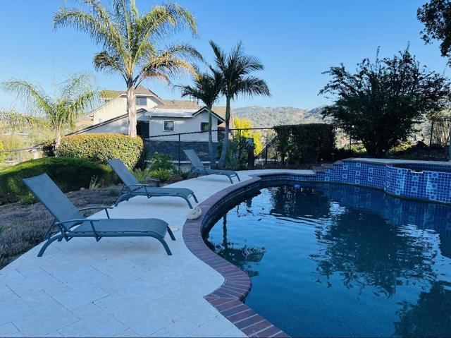 985 Woodview Place, San Jose CA: https://media.crmls.org/mediaz/aa3e4f86-a15f-4216-82d3-8e4f46c2baec.jpg