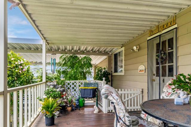 2435 Felt, Santa Cruz CA: https://media.crmls.org/mediaz/aa3e9233-74c9-4bb6-b182-f9444587425d.jpg