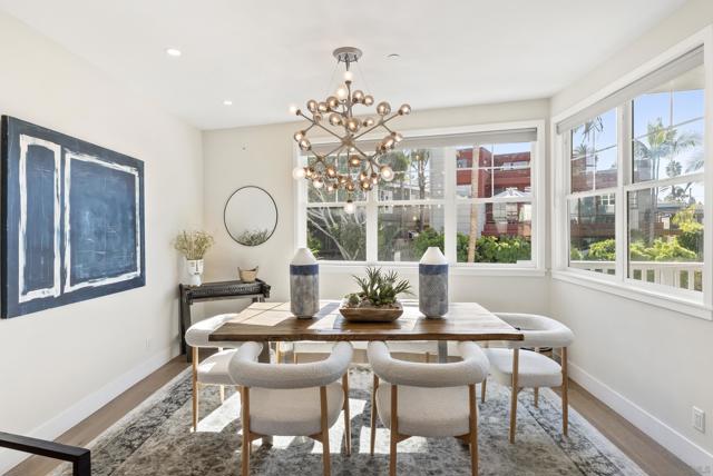 249 Playa Del Norte, La Jolla CA: https://media.crmls.org/mediaz/aa3f6072-dbbc-49ec-9d2f-7a88b5d6b8f9.jpg