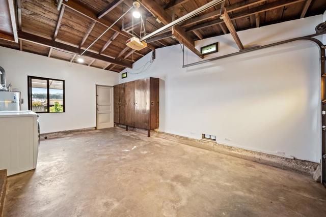 1293 Baywood Avenue, South San Francisco CA: https://media.crmls.org/mediaz/aa3f8859-867a-4143-96f5-b020c4525dc2.jpg