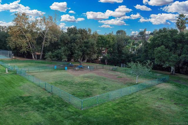 16112 Arena Drive, Ramona CA: https://media.crmls.org/mediaz/aa3fb44e-1144-44c4-b441-0ad4d41676b2.jpg