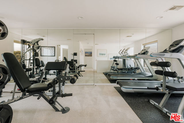 23614 Malibu Colony Road, Malibu CA: https://media.crmls.org/mediaz/aa404fb6-c7be-42b2-b058-0bd934f67c88.jpg