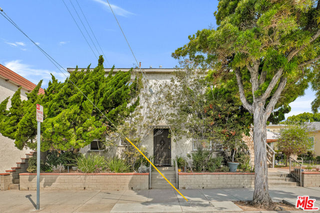 1811 Ocean Park Boulevard photo 2