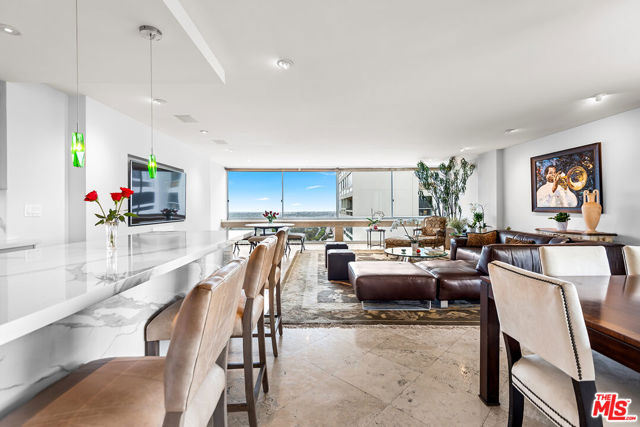 2222 Avenue Of The Stars, Los Angeles CA: https://media.crmls.org/mediaz/aa415a7e-c531-40cb-b0f3-551e4b6cfc54.jpg