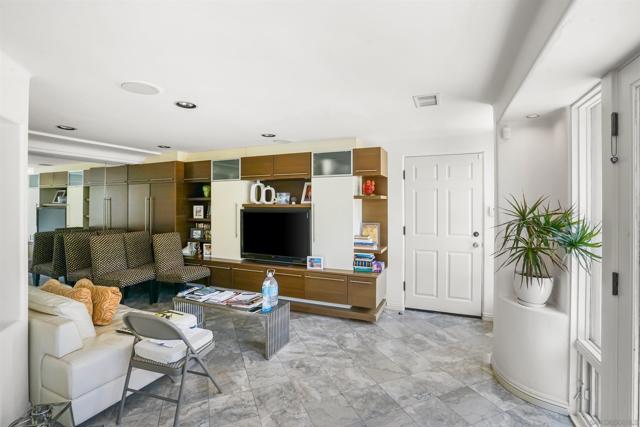 5756 La Jolla Corona Dr, La Jolla CA: https://media.crmls.org/mediaz/aa429196-09b8-449c-bf97-d9607bd4adb6.jpg