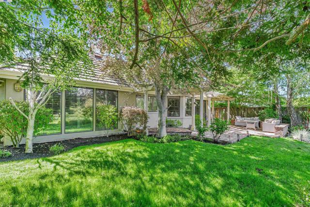 158 Golden Ridge Rd, Alamo CA: https://media.crmls.org/mediaz/aa42ce31-6975-4a08-8cbf-f4ad6912078b.jpg