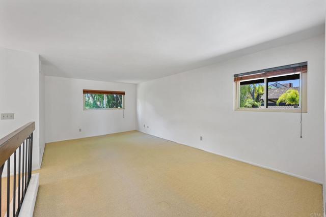 9574 Paseo Montril, San Diego CA: https://media.crmls.org/mediaz/aa42ffdf-7007-4a5c-829e-e233c7f0f903.jpg