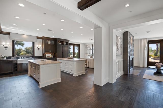 2574 Muirfields Drive, Carlsbad CA: https://media.crmls.org/mediaz/aa43dbb8-eff9-46e8-a80a-a76fb5602347.jpg