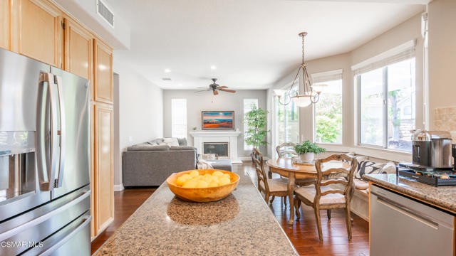 1796 Rock Spring Street, Newbury Park CA: https://media.crmls.org/mediaz/aa44d9cf-6e92-4778-a75f-4adaead66d80.jpg